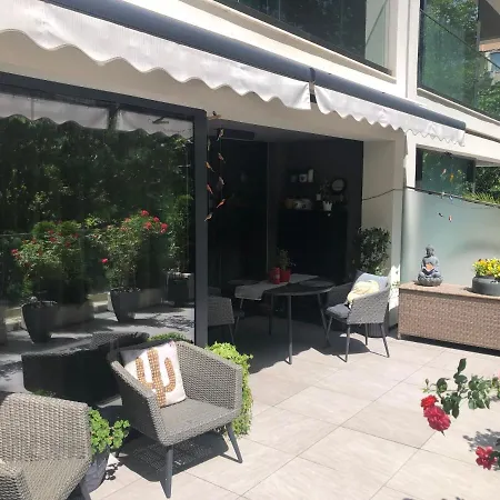 Sea Garden Апартаменты